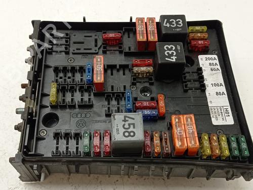 Używane Skrzynka bezpieczników SKODA OCTAVIA II Combi (1Z5) 1.9 TDI (105 hp) 8951814