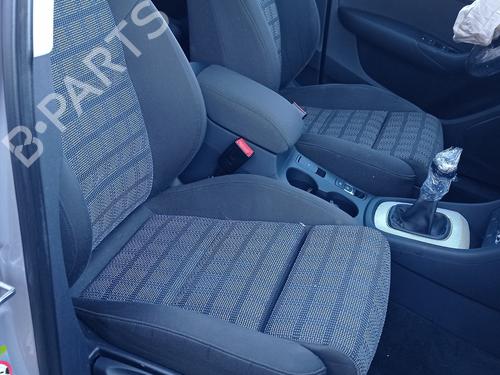 Gear lever AUDI Q3 (8UB, 8UG) 2.0 TDI | BP10102089M90 