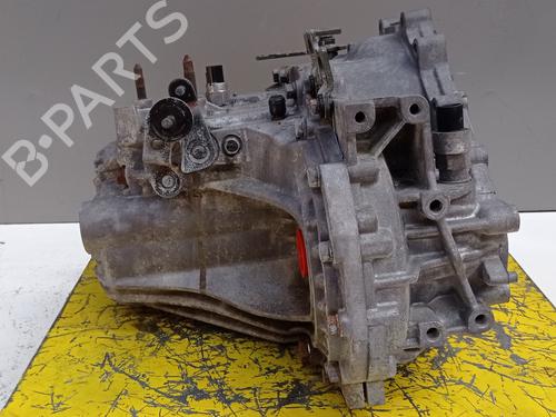 Used Gearbox HYUNDAI ELANTRA III Saloon (XD) 2.0 CRDi (113 hp) 8134363