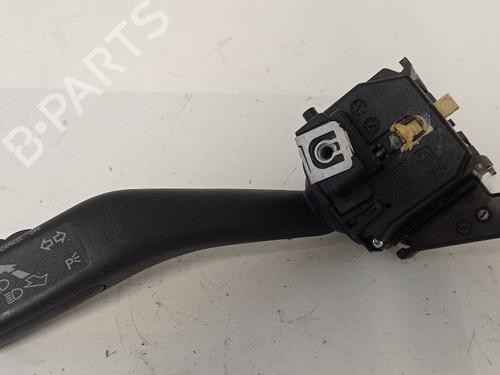 Used Headlight switch SEAT LEON (1P1) 1.6 TDI (105 hp) 8221976