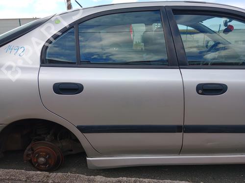 Used Right rear door MITSUBISHI CARISMA (DA_) 1.9 DI-D (DA5A) (102 hp) 15187407