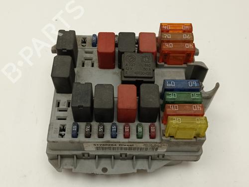 Used Fuse box FIAT DOBLO MPV (119_, 223_) [2001-2025]  25791615