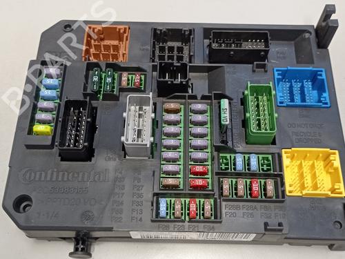 Sikringsdose/Elsentral CITROËN DS5 [2011-2016]  9948685