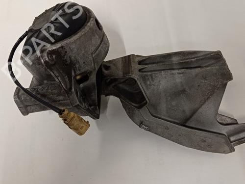 Used Engine mount AUDI A5 (8T3) 2.0 TFSI (180 hp) 16133992
