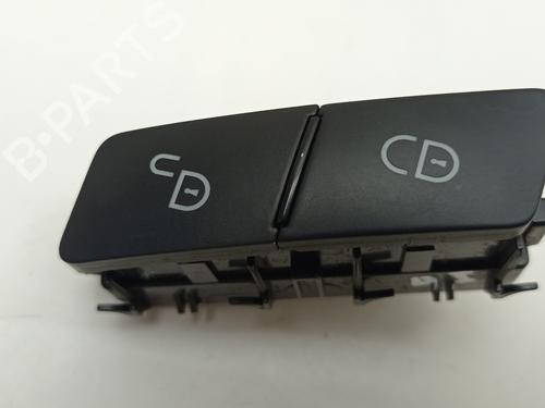 switch-mercedes-benz-e-class-coupe-c207-2009-2010-2011-2012-2013-2014-2015-2016-33397832 main image