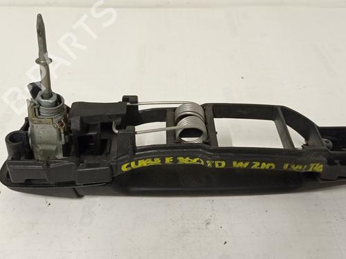 Front left exterior door handle MERCEDES-BENZ E-CLASS (W210) E 300 D (210.020) | BP23861801C128 