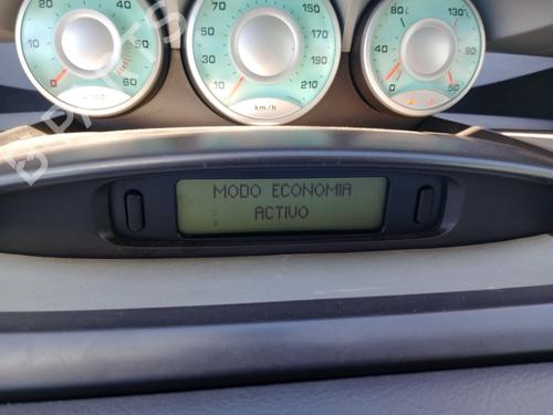 Used Display monitor CITROËN C8 (EA_, EB_) 2.2 HDi (128 hp) 25007047
