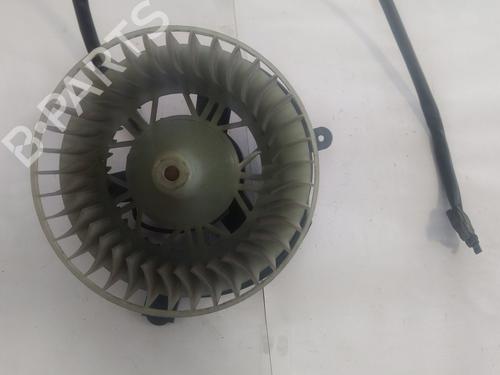 Used Heater blower motor MERCEDES-BENZ 190 (W201) D 2.5 (201.126) (90 hp) 14167561
