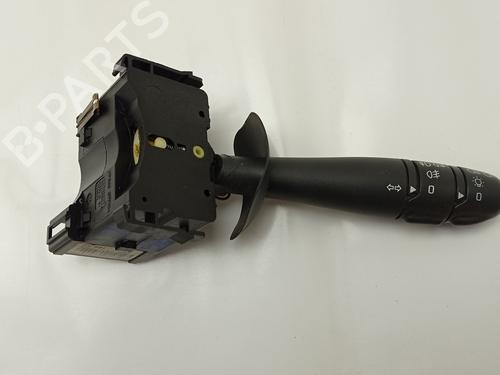Used Steering column stalk Steering column stalk OPEL VIVARO A Van (X83) [2001-2015] 33321266 33321266