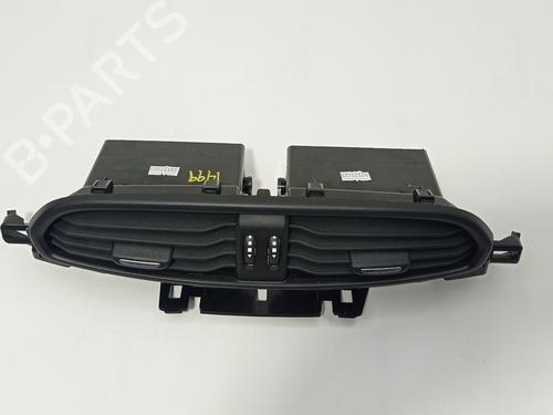 Used Air vent FIAT TIPO Estate (356_, 357_) 1.6 D (356WXG1B) (120 hp) 18010669