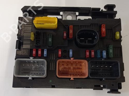 Used Fuse box PEUGEOT 307 Break (3E) [2002-2009]  19096709