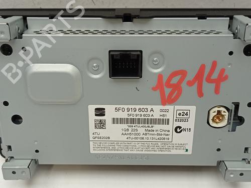 Display monitor SEAT LEON (5F1)  | BP28541136C48