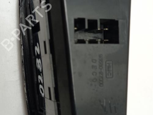 Right front window switch HYUNDAI COUPE II (GK) 1.6 16V | BP22521921I26 