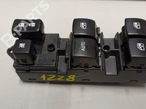 Used Left front window switch Left front window switch MITSUBISHI OUTLANDER III (GG_W, GF_W, ZJ, ZL, ZK) 2.0 (GF7W) (150 hp) 10770348 10770348