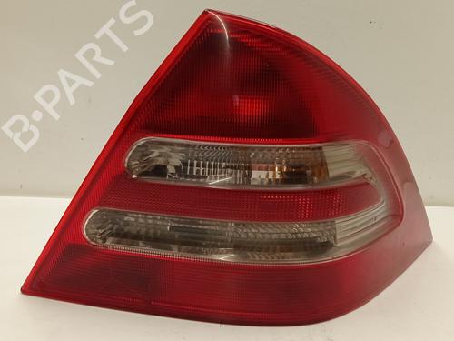 Used Right taillight MERCEDES-BENZ C-CLASS (W203) C 220 CDI (203.006) (136 hp) 18467480