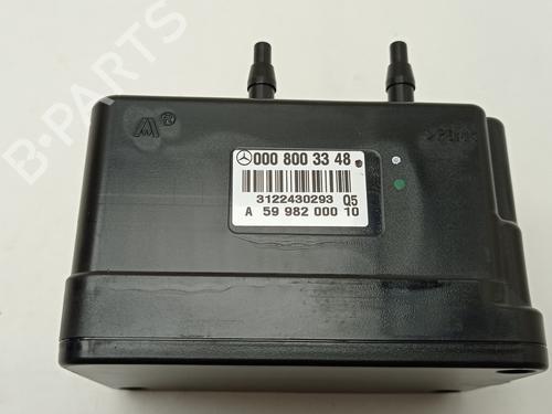 Used Central lock pump Central lock pump MERCEDES-BENZ E-CLASS Coupe (C207) E 220 CDI / d (207.302, 207.301) (170 hp) 33397808 33397808