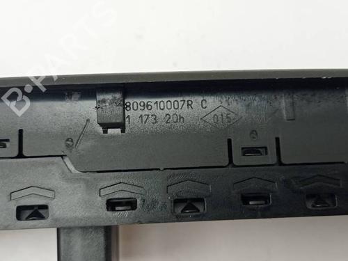 Left front window switch RENAULT MEGANE III Hatchback (BZ0/1_, B3_) 1.5 dCi | BP39386602I27 - Image 2