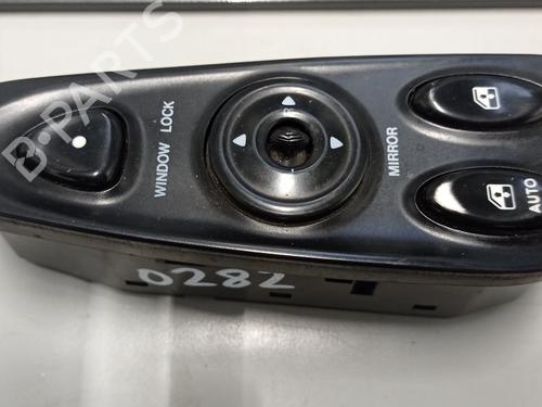Used Left front window switch HYUNDAI COUPE II (GK) 1.6 16V (105 hp) 22521158