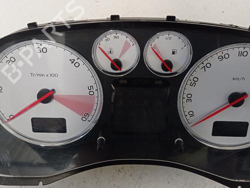 Used Instrument cluster PEUGEOT 307 (3A/C) 1.6 HDi (90 hp) 7093624