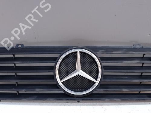 Used Grille MERCEDES-BENZ SPRINTER 2-t Platform/Chassis (B901, B902) [1995-2006]  8931370