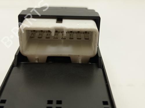 Left front window switch HYUNDAI ACCENT II (LC) 1.5 CRDi | BP8521807I27 