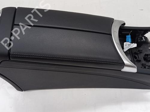 Used Armrest / Center console MERCEDES-BENZ C-CLASS (W205) C 220 BlueTEC / d (205.002, 205.004) (170 hp) 31648688