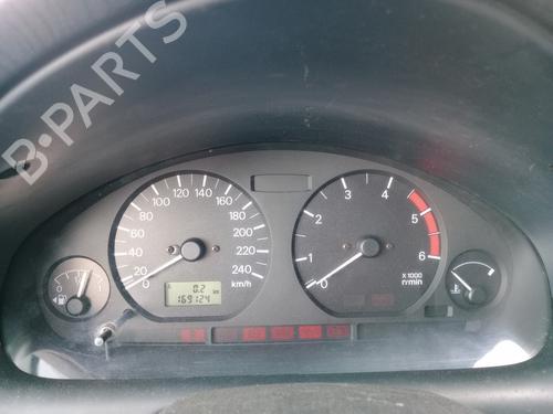 Used Instrument cluster MITSUBISHI CARISMA (DA_) 1.9 DI-D (DA5A) (102 hp) 15187411
