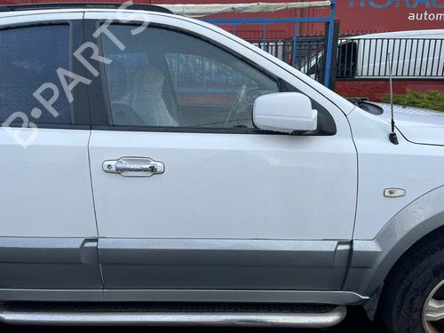 Used Right front door KIA SORENTO I (JC) [2002-2011]  31946985