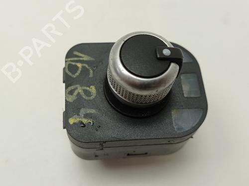 Commande retroviseurs AUDI A3 Sportback (8PA) 1.6 TDI (105 hp) 31947005