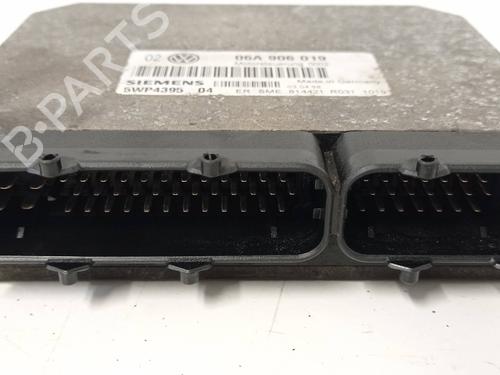 Engine control unit (ECU) SEAT LEON (1M1) 1.6 16 V | BP7092472M57 