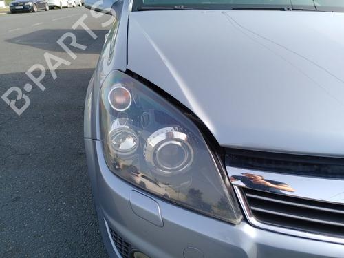 Used Right headlight Right headlight OPEL ASTRA H (A04) [2004-2014] 35978827 35978827