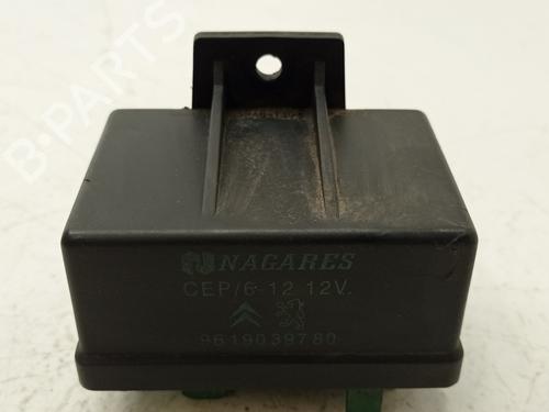 Used Electronic module CITROËN XSARA PICASSO (N68) 2.0 HDi (90 hp) 10268793