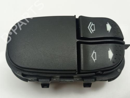 Interrupteur de vitre avant gauche FORD FOCUS I (DAW, DBW) 1.8 TDCi (100 hp) 30535460