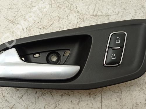 Used Front left interior door handle Front left interior door handle FORD KUGA II (DM2) 2.0 TDCi (150 hp) 8043495 8043495