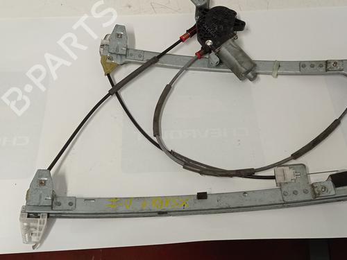 Used Front left window mechanism CITROËN XSARA (N1) 1.9 D (68 hp) 8949569