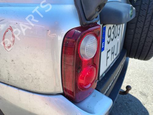 Left taillight LAND ROVER FREELANDER I (L314) 2.0 Td4 4x4 | BP27989098C34 
