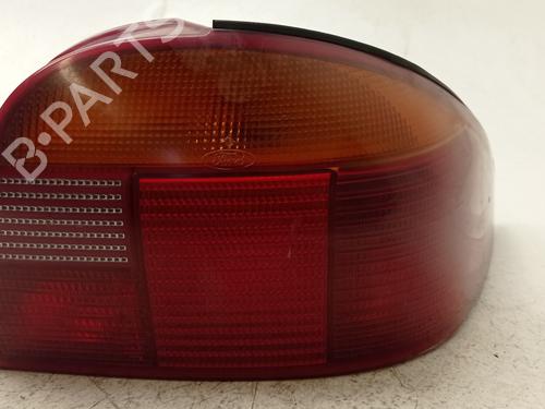 Used Right taillight FORD MONDEO I (GBP) 2.0 i 16V (136 hp) 8054978