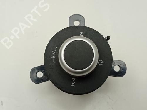 BP32073946I30 main image