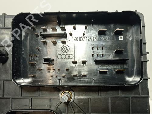 Fuse box VW GOLF VI (5K1) 2.0 GTi | BP17585833E1 