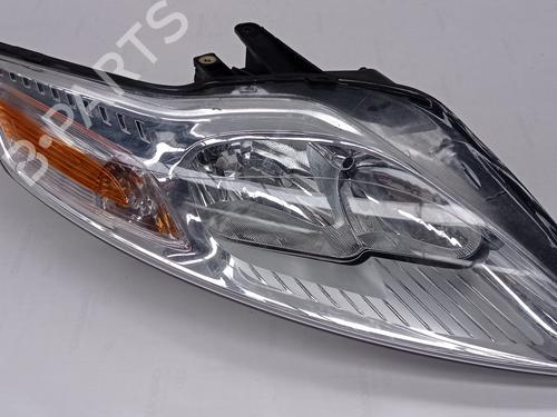 Faro derecho FORD MONDEO IV (BA7) 2.0 TDCi (140 hp) 17638307