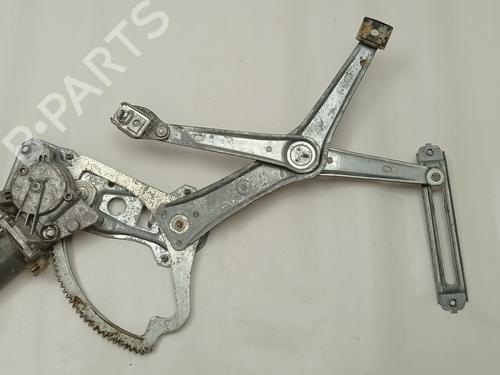 Used Front left window mechanism Front left window mechanism MERCEDES-BENZ C-CLASS (W202) C 220 D (202.121) (95 hp) 33398592 33398592