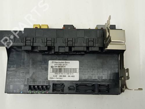 Used Fuse box Fuse box MERCEDES-BENZ C-CLASS Coupe (CL203) C 220 CDI (203.708) (150 hp) 34559029 34559029