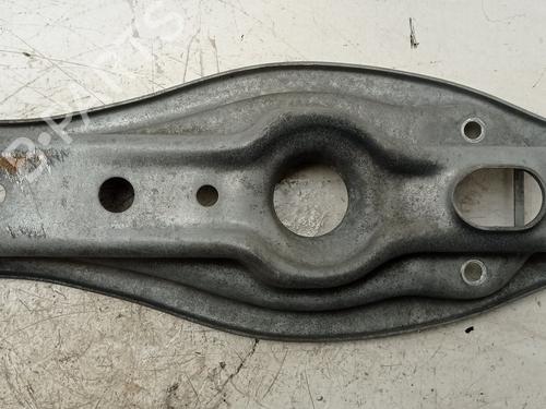 Used Left rear suspension arm BMW 3 Coupe (E92) 320 d xDrive (184 hp) 8139980