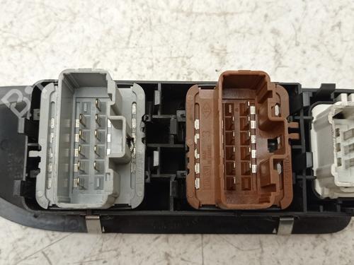 Left front window switch RENAULT LAGUNA II Grandtour (KG0/1_) 2.2 dCi (KG0F) | BP7994191I27 