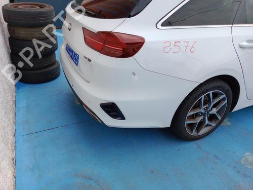 Bagtil kofangere KIA CEED (CD) 1.4 T-GDI | BP35987018C8 - Image 3