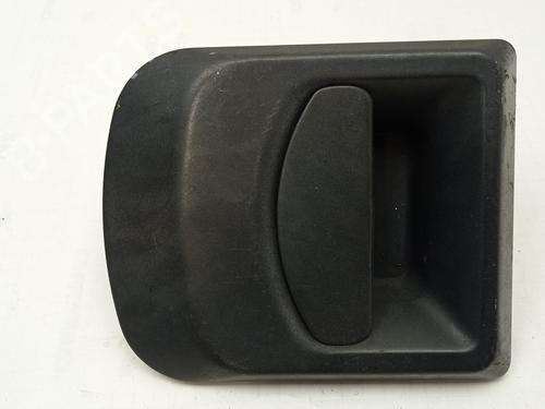 Used Front left exterior door handle IVECO DAILY III Van 29 L 10 V (ALJA43A2, ALJA42A2, ALJA41A2) (95 hp) 23781067