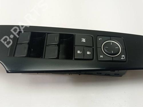Left front window switch LEXUS IS I (_E1_) | BP36409582I27 - Image 1