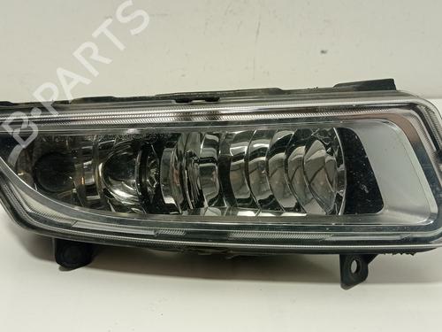 Used Right front fog light VW POLO V (6R1, 6C1) 1.2 (70 hp) 31194565