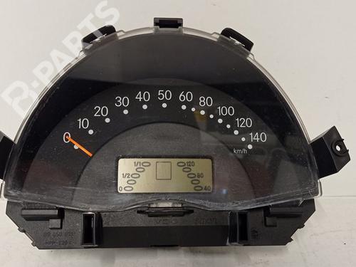Used Instrument cluster Instrument cluster SMART CITY-COUPE (450) 0.6 (450.352, 450.353) (61 hp) 10228800 10228800