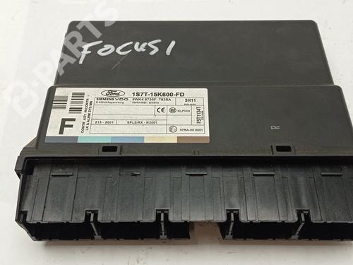 Used Comfort control module Comfort control module FORD FOCUS I (DAW, DBW) 1.4 16V (75 hp) 8263493 8263493